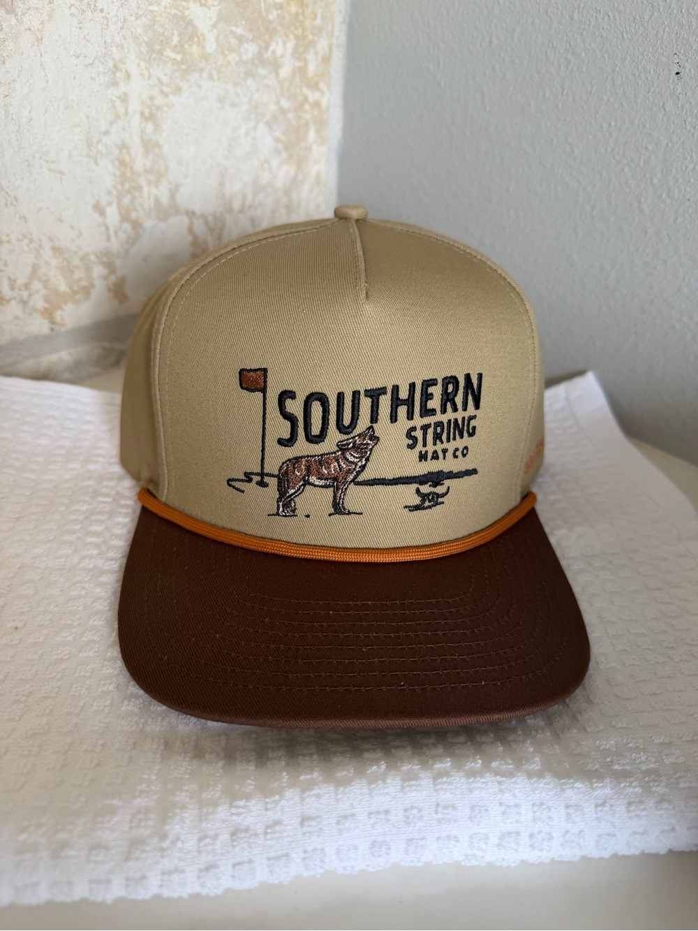 Southern String hat Co. Logo Trucker Hat - Tan & Brown Coyote